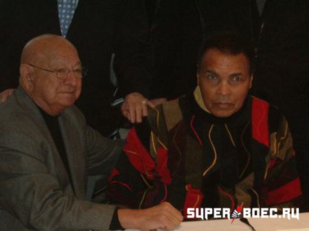 В возрасте 90 лет в Тампе скончался Анжело Данди – тренер Мохаммеда Али